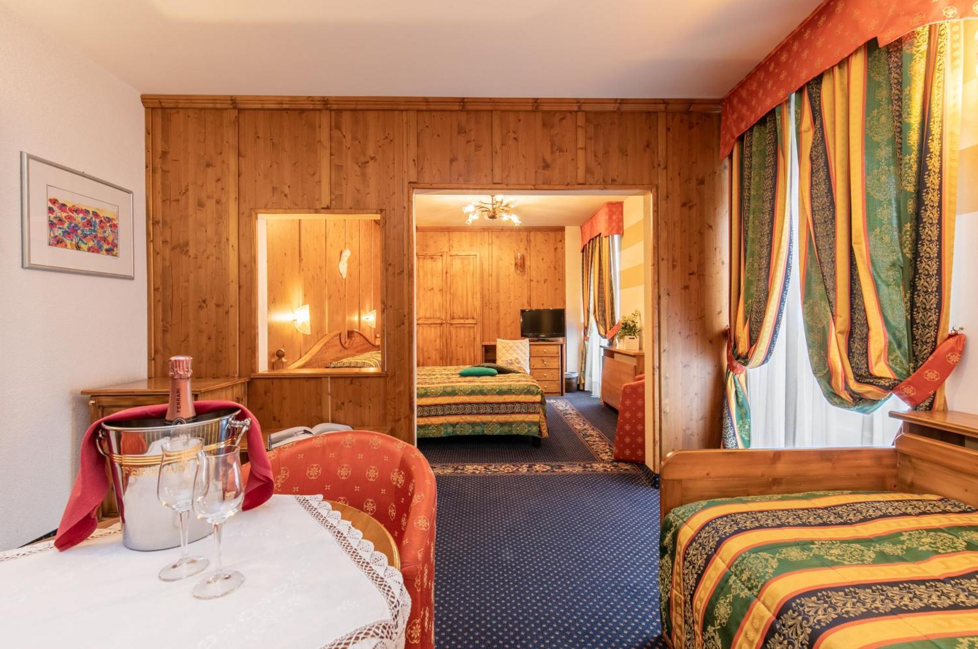 G. Hotel Des Alpes San Martino Di Castrozza Extérieur photo